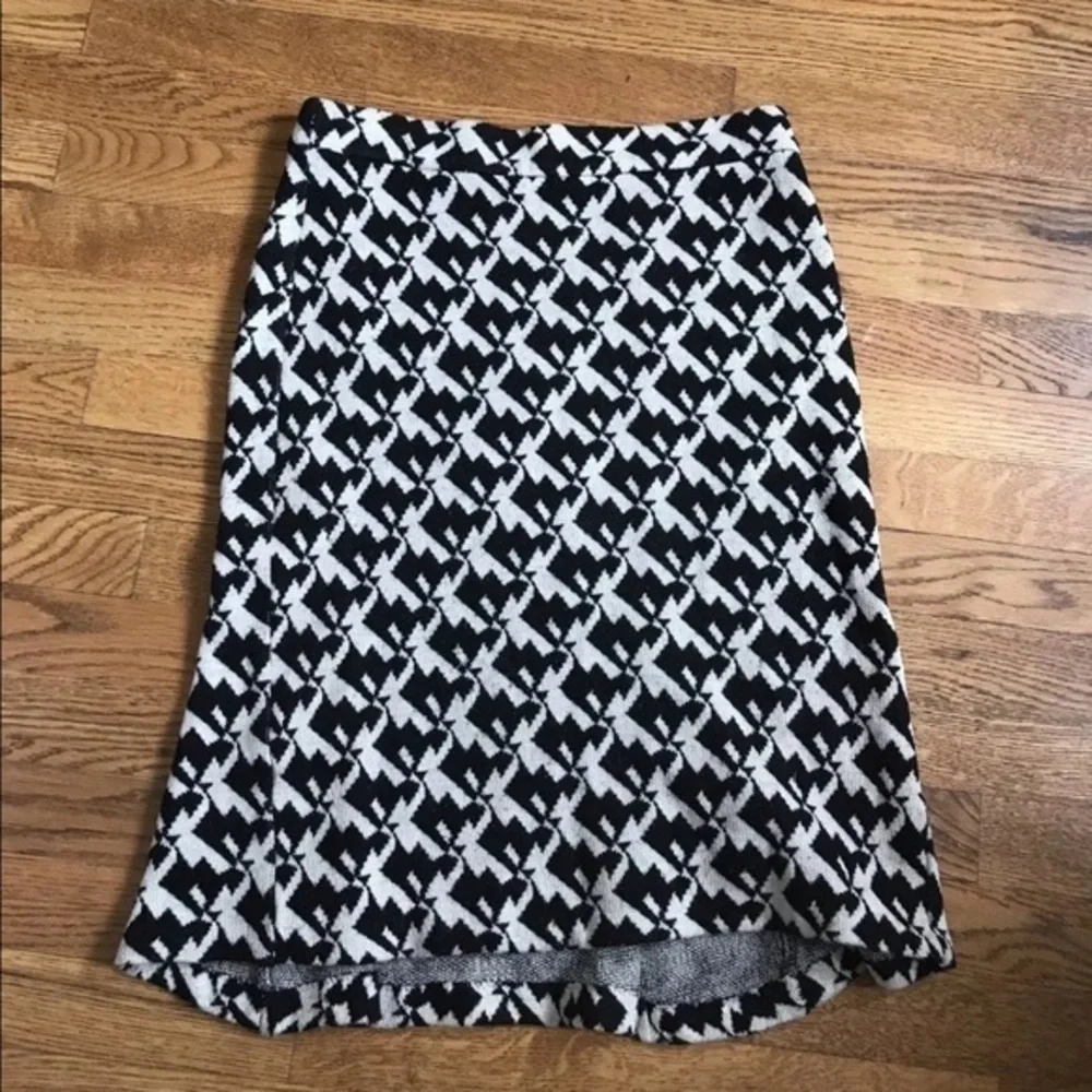 Dianne Von Furstenberg wool fit‎ and flare skirt 6